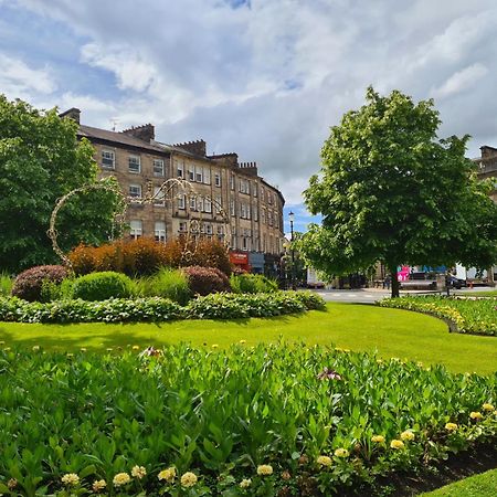 York Place Mews - Central 2 Bed 2 Bath Free Parking Harrogate Extérieur photo